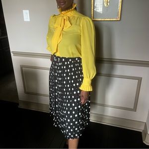 Cute pleated skirt from Banana Republic with classic black/white Polka dots.